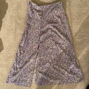 Purple patterned maxi skirt with slit down the right leg